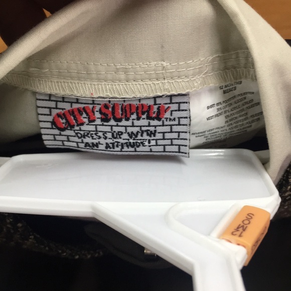 Boys suit set 12 months - Picture 5 of 5